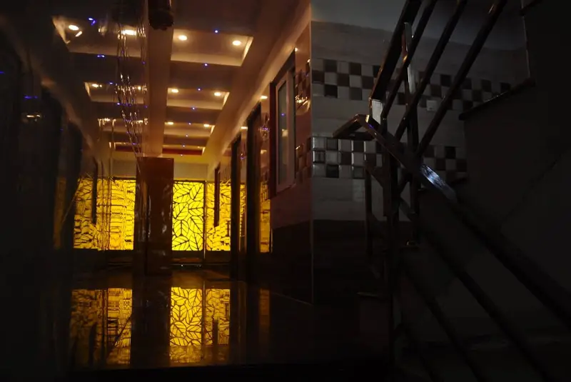 Clean hotel room for family stay in Velankanni